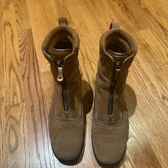 COLE HAAN Ankle Boots 8 B in Brown Suede Zip - Picture 4 of 5